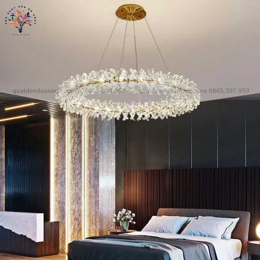 Đèn Chùm Pha Lê Nguyệt Quế