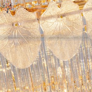 den-chum-thong-tang-Royal-Crystal