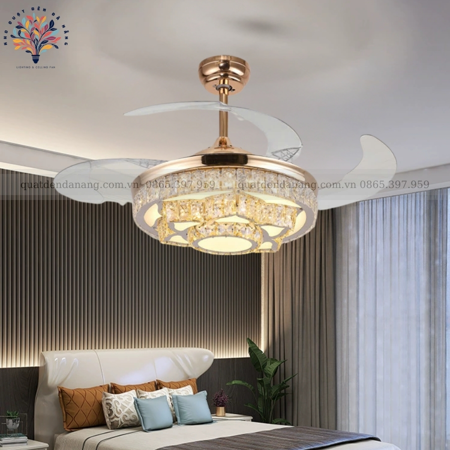 Quạt Cụp Xòe Pha Lê 000