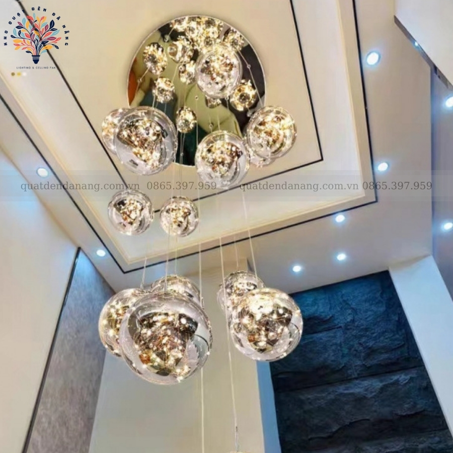 Đèn Chùm Thông Tầng Thiên Hà