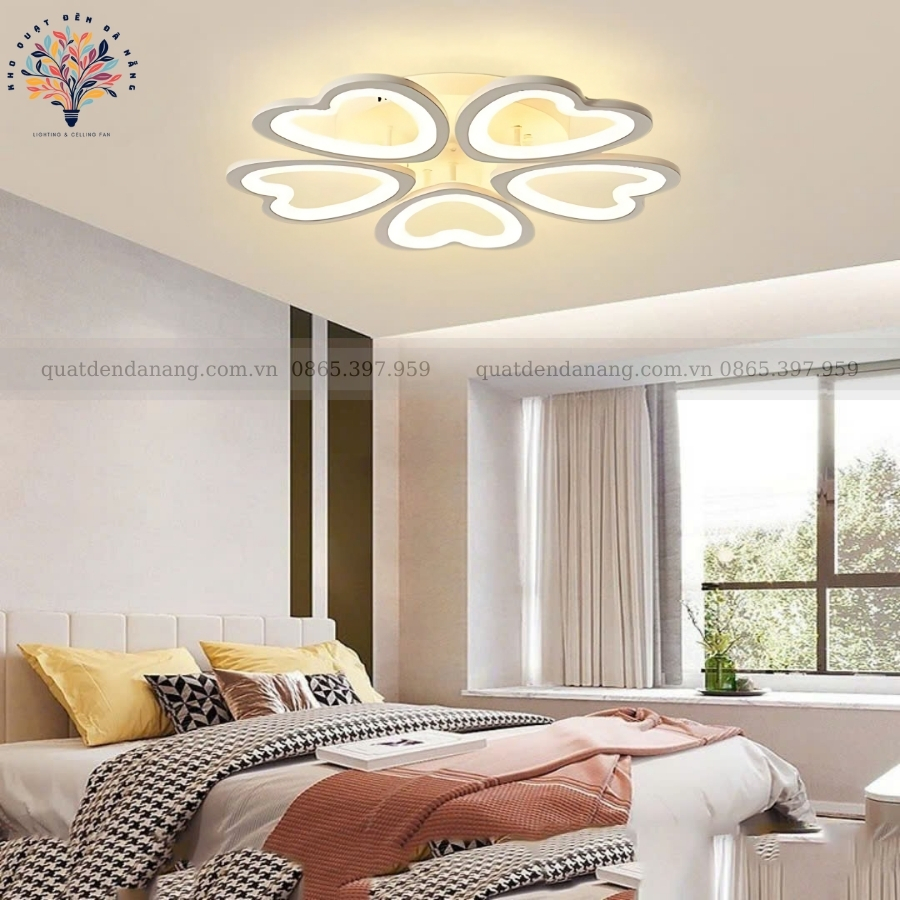 Đèn Ốp Trần Cánh Tim