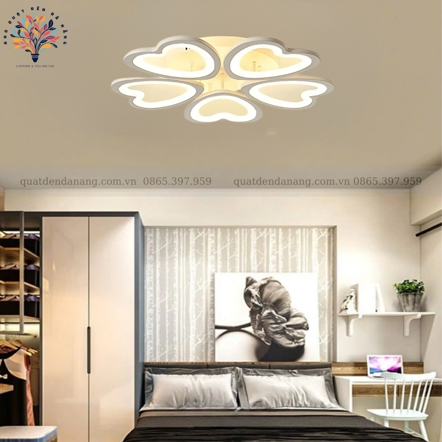 Đèn Ốp Trần Cánh Tim