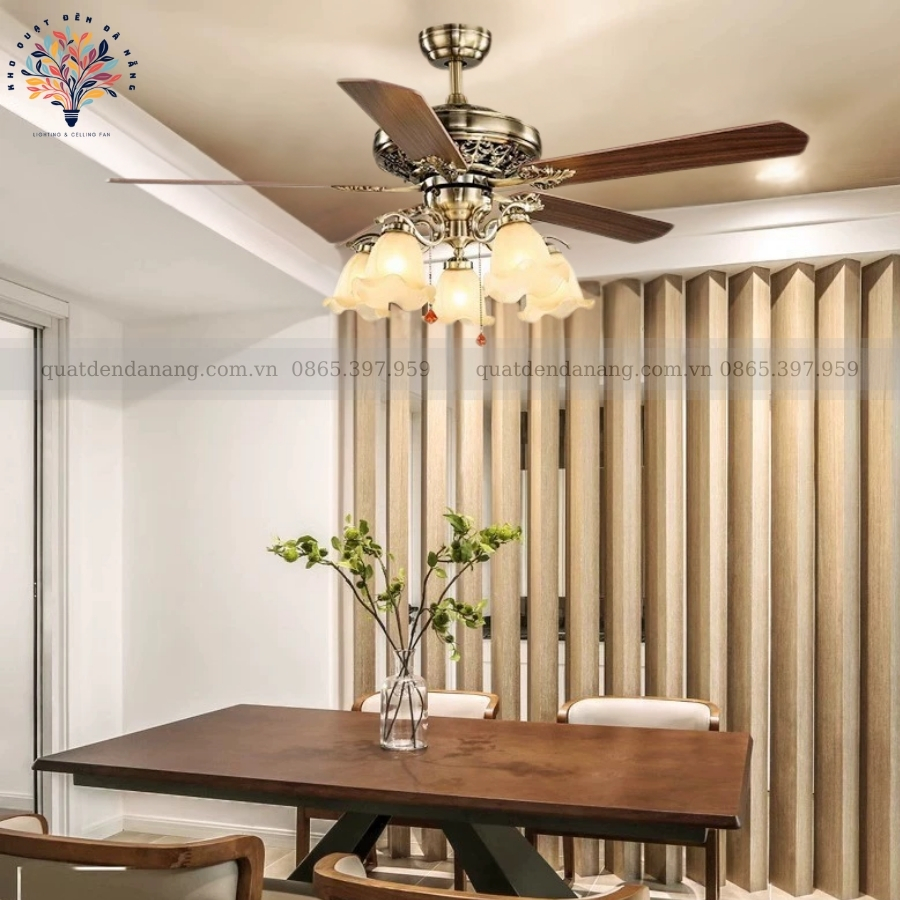 Quạt Trần Đèn Cánh Gỗ 8310