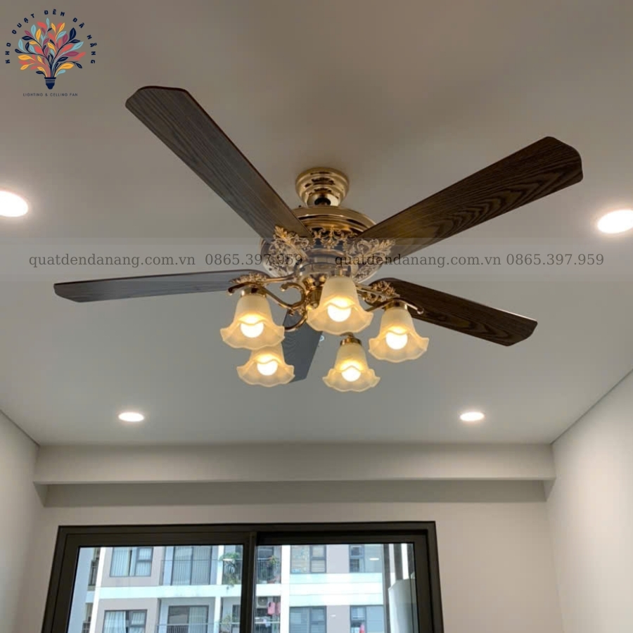 Quạt Trần Đèn Cánh Gỗ 8310