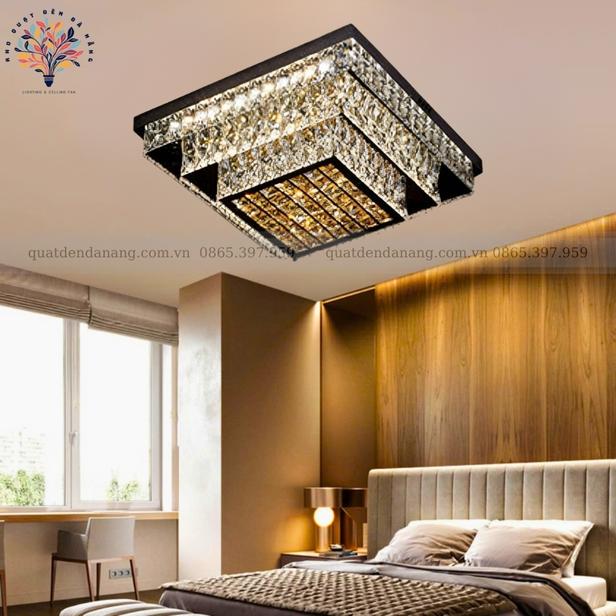 Đèn Ốp Trần Pha Lê Vuông 3 Tầng