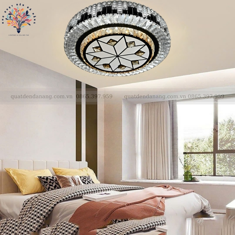 Đèn Ốp Trần Pha Lê 701
