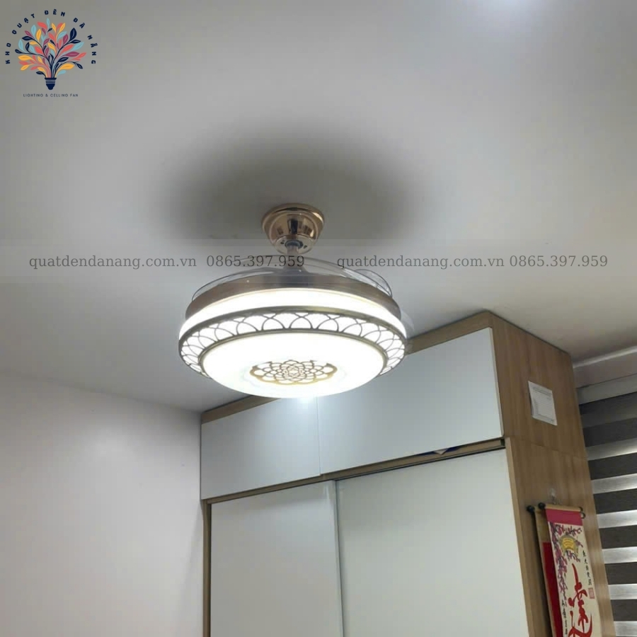 Quạt Cụp Xòe Hiện Đại 353