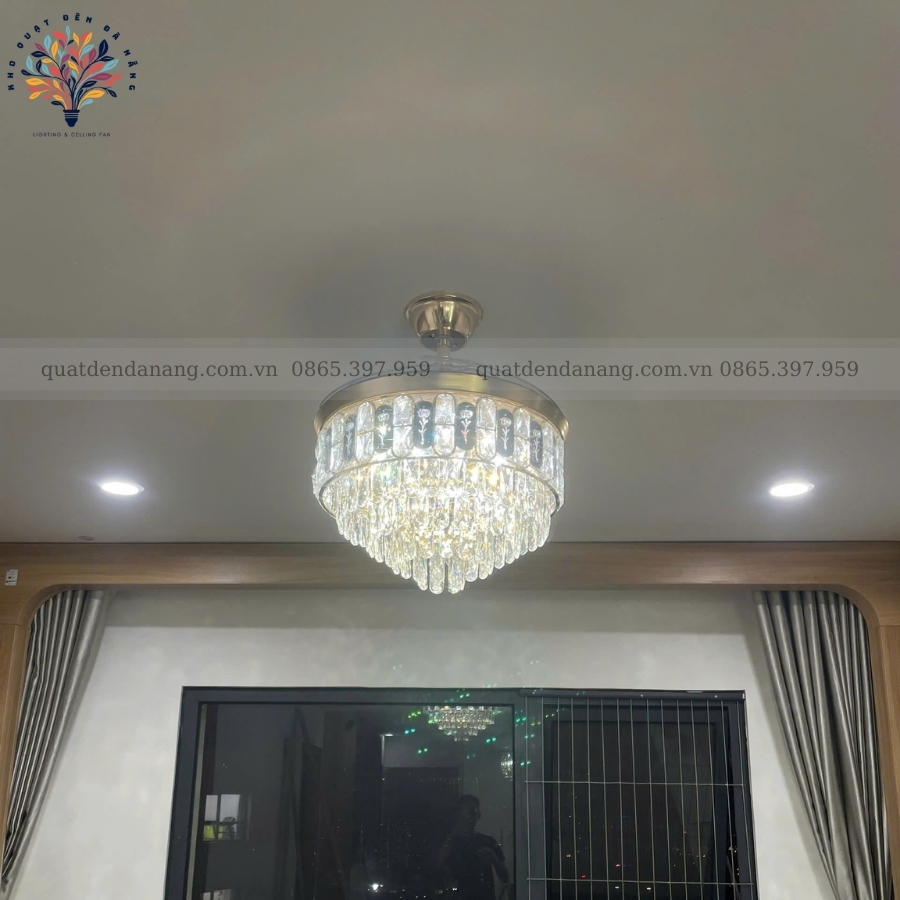 Quạt Cụp Xòe Pha Lê 356