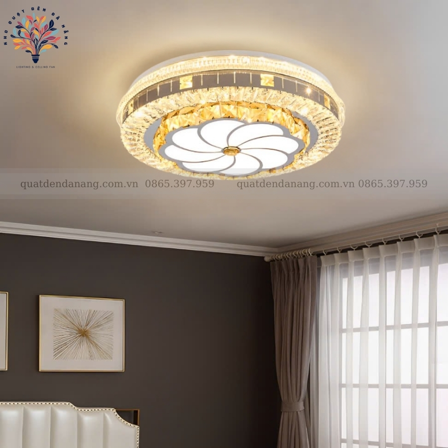 Đèn Ốp Trần Pha Lê 704