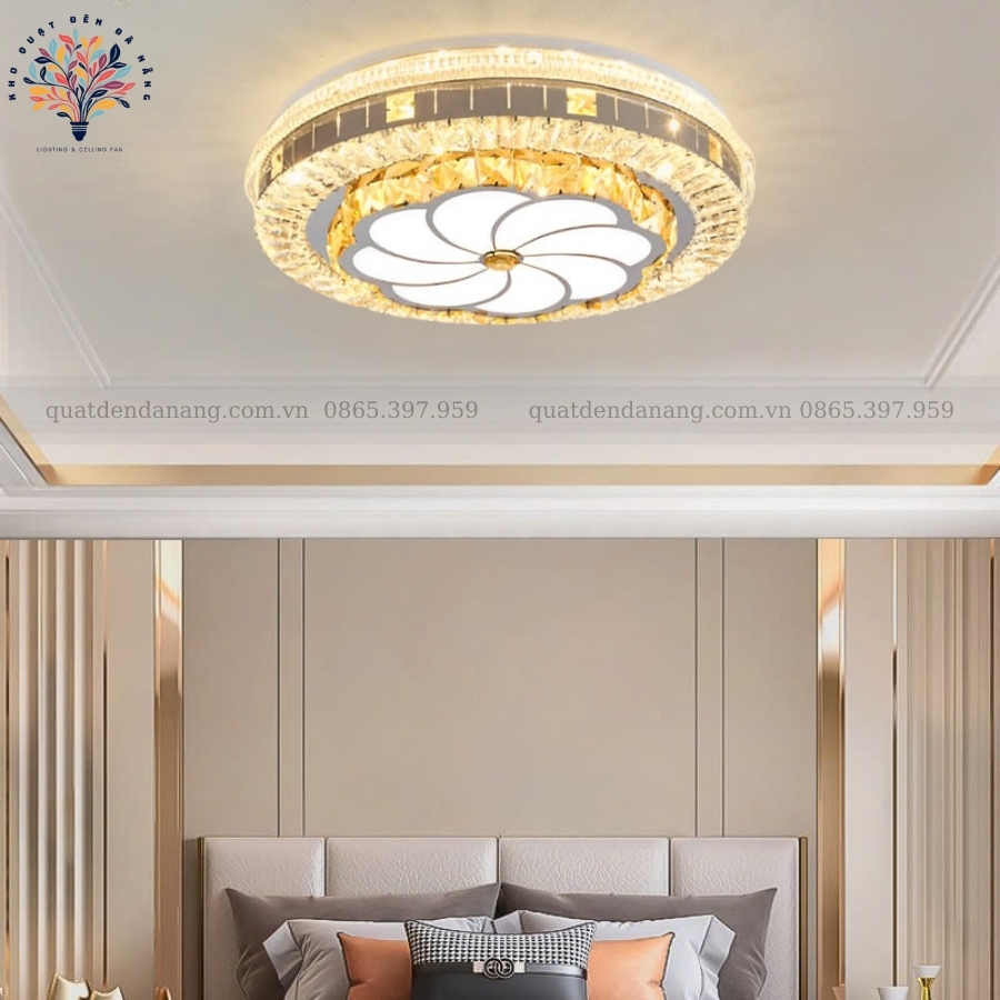 Đèn Ốp Trần Pha Lê 704