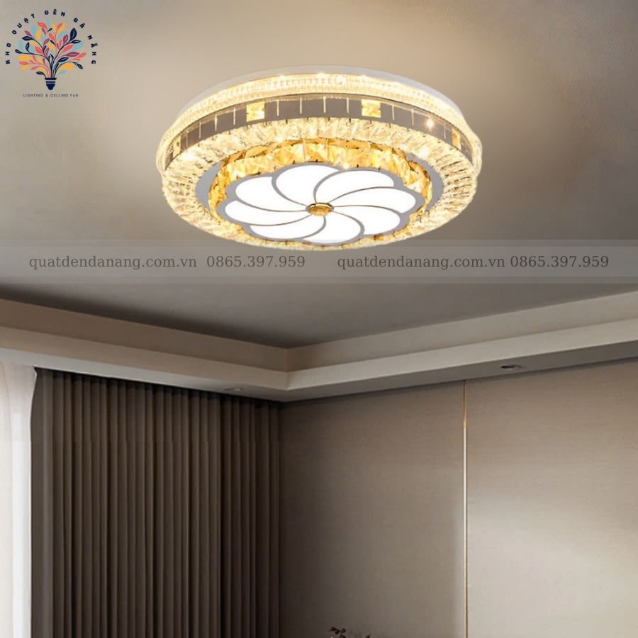 Đèn Ốp Trần Pha Lê 704