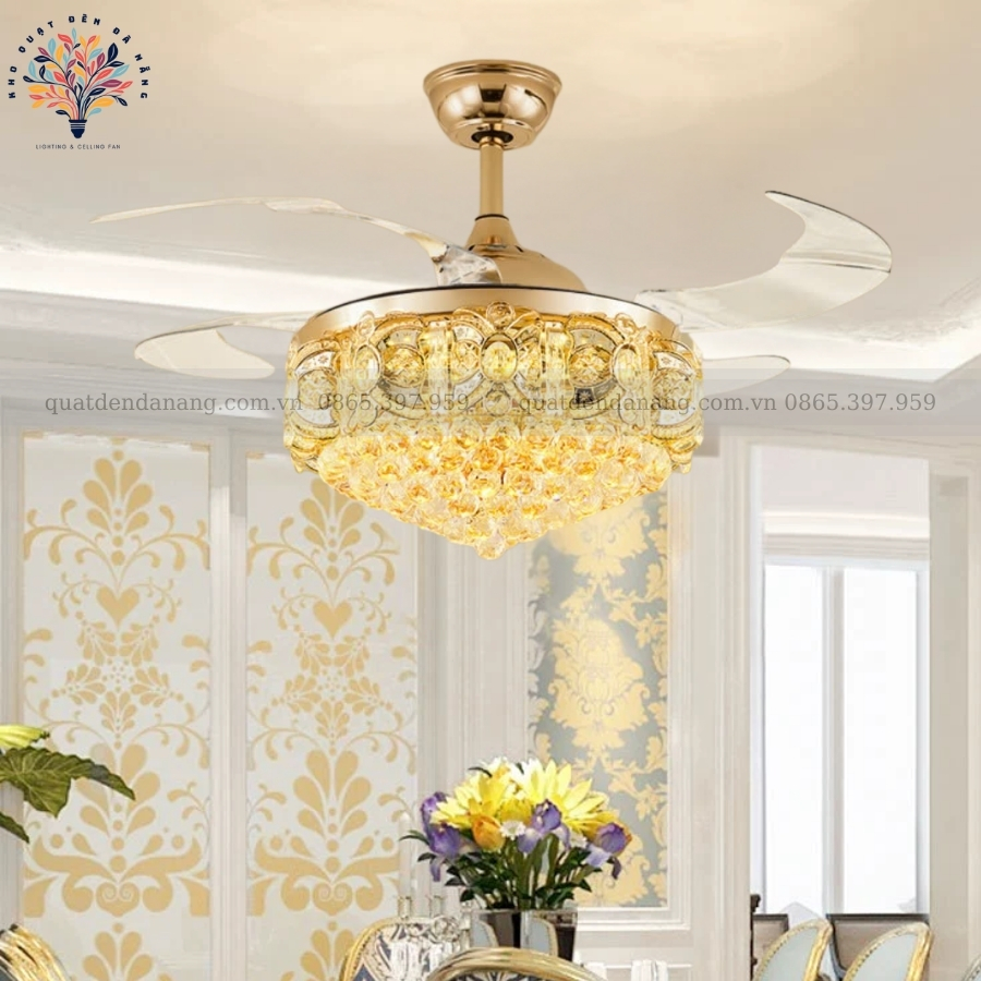 Quạt Cụp Xòe Pha Lê Nữ Hoàng
